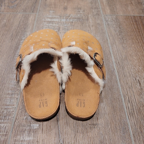 GAP Kids slip-on moccasin shoe Size 11 - Picture 2 of 3